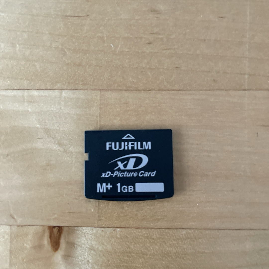 富士フイルム(フジフイルム)の富士フイルム　xDピクチャーカード　タイプM　1GB スマホ/家電/カメラのカメラ(その他)の商品写真
