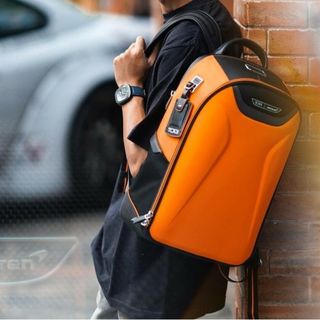 トゥミ(TUMI)のTUMI MCLAREN ヴェロシティOrange 【新品未使用】(バッグパック/リュック)