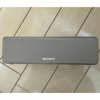 ソニー(SONY)のSony ワイヤレススピーカー　ペールゴールド　SRSHG10 ケース付き(スピーカー)