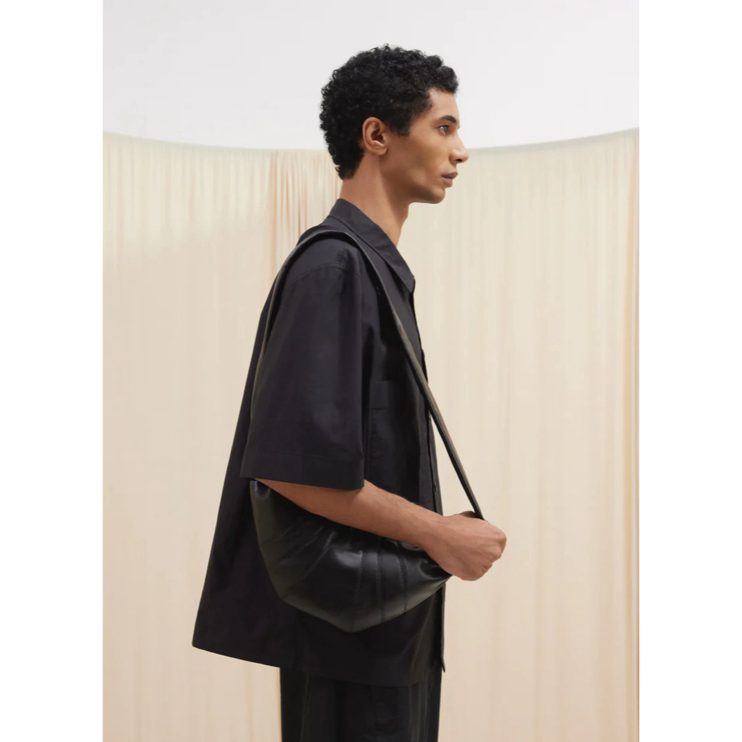 LEMAIRE - lemaire クロワッサンバッグ スモール ブラックの通販 LEMAIRE - lemaire クロワッサンバッグ スモール ブラックの通販
