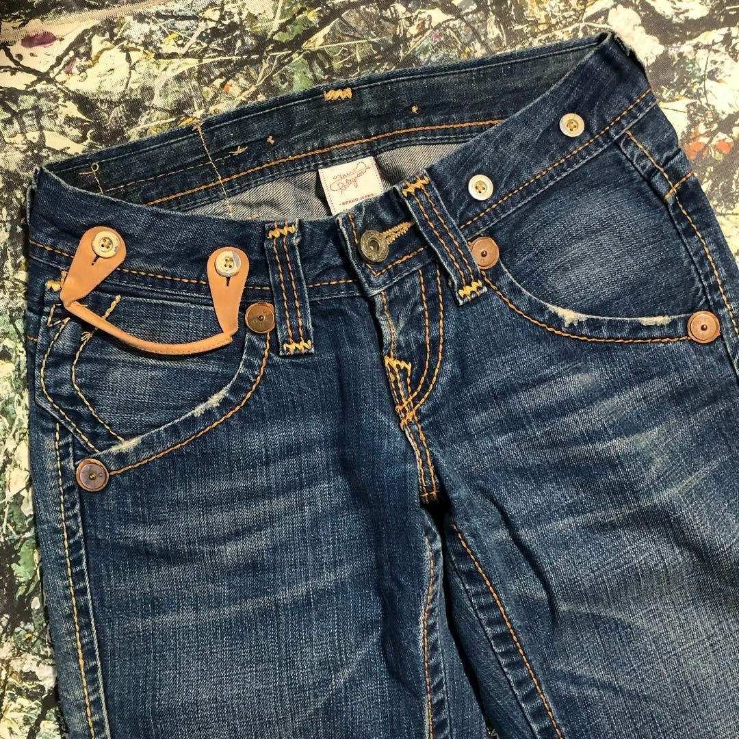 True Religion(トゥルーレリジョン)の【美品】トゥルーレリジョン-TRUE RELIGION-バギーデニムパンツ レディースのパンツ(デニム/ジーンズ)の商品写真