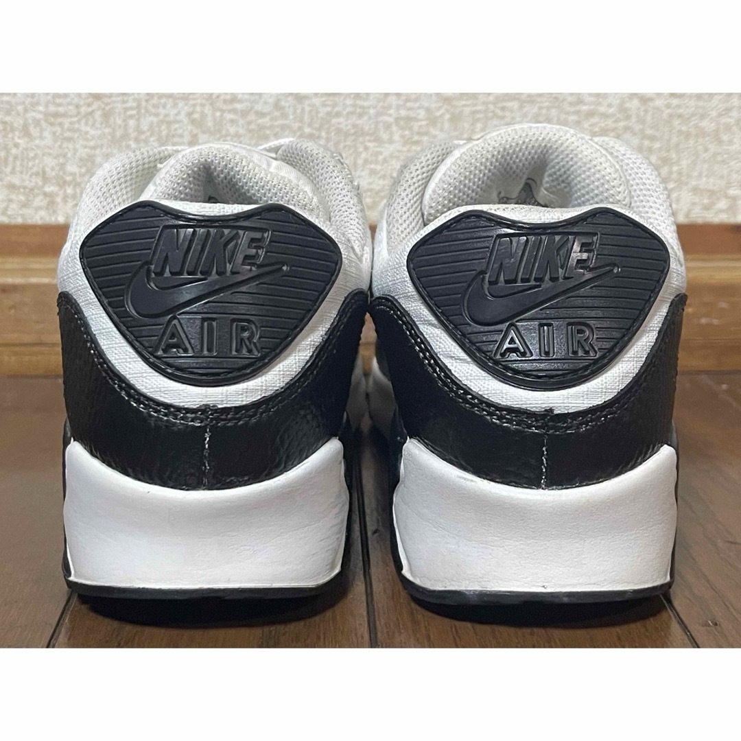 NIKE(ナイキ)のNIKE WMNS AIR MAX 90 "WHITE BLACK"24.0cm レディースの靴/シューズ(スニーカー)の商品写真