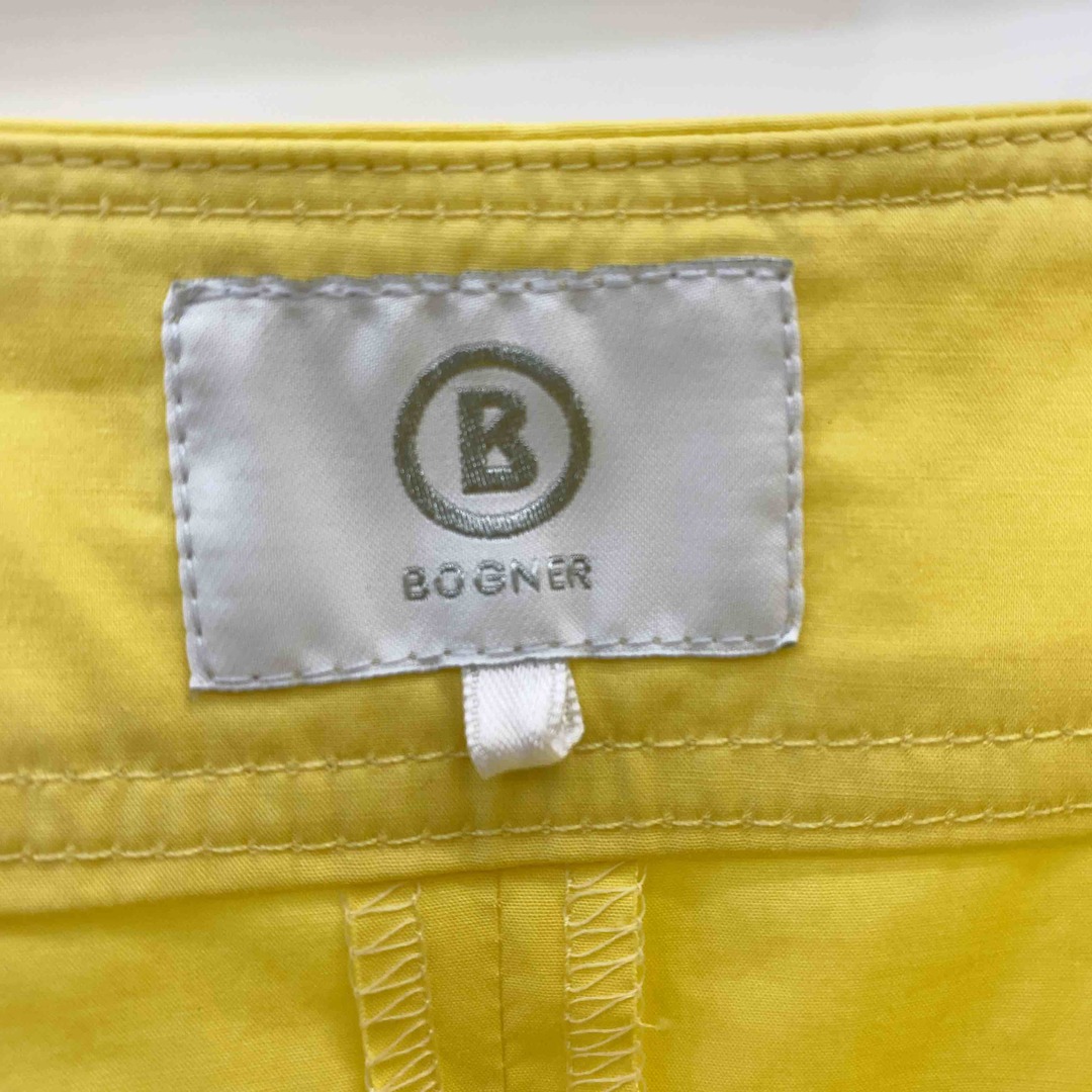 BOGNER レディース ハーフパンツ  イエロー レディースのパンツ(ハーフパンツ)の商品写真