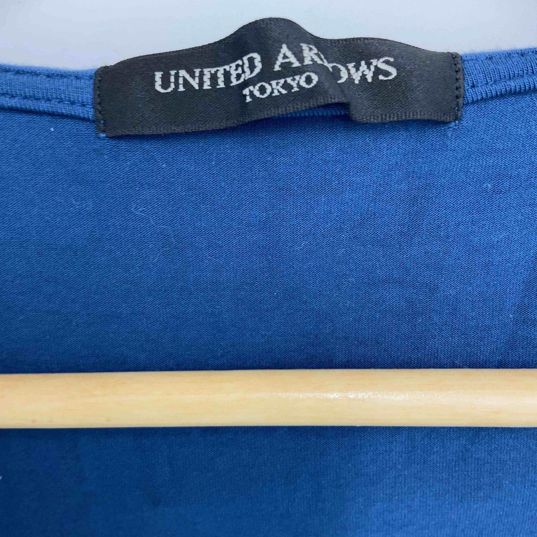 UNITED ARROWS(ユナイテッドアローズ)のUNITED ARROWS ユナイテッドアローズ レディース Tシャツ（袖なし）フリル Vネック ブルー レディースのトップス(Tシャツ(半袖/袖なし))の商品写真