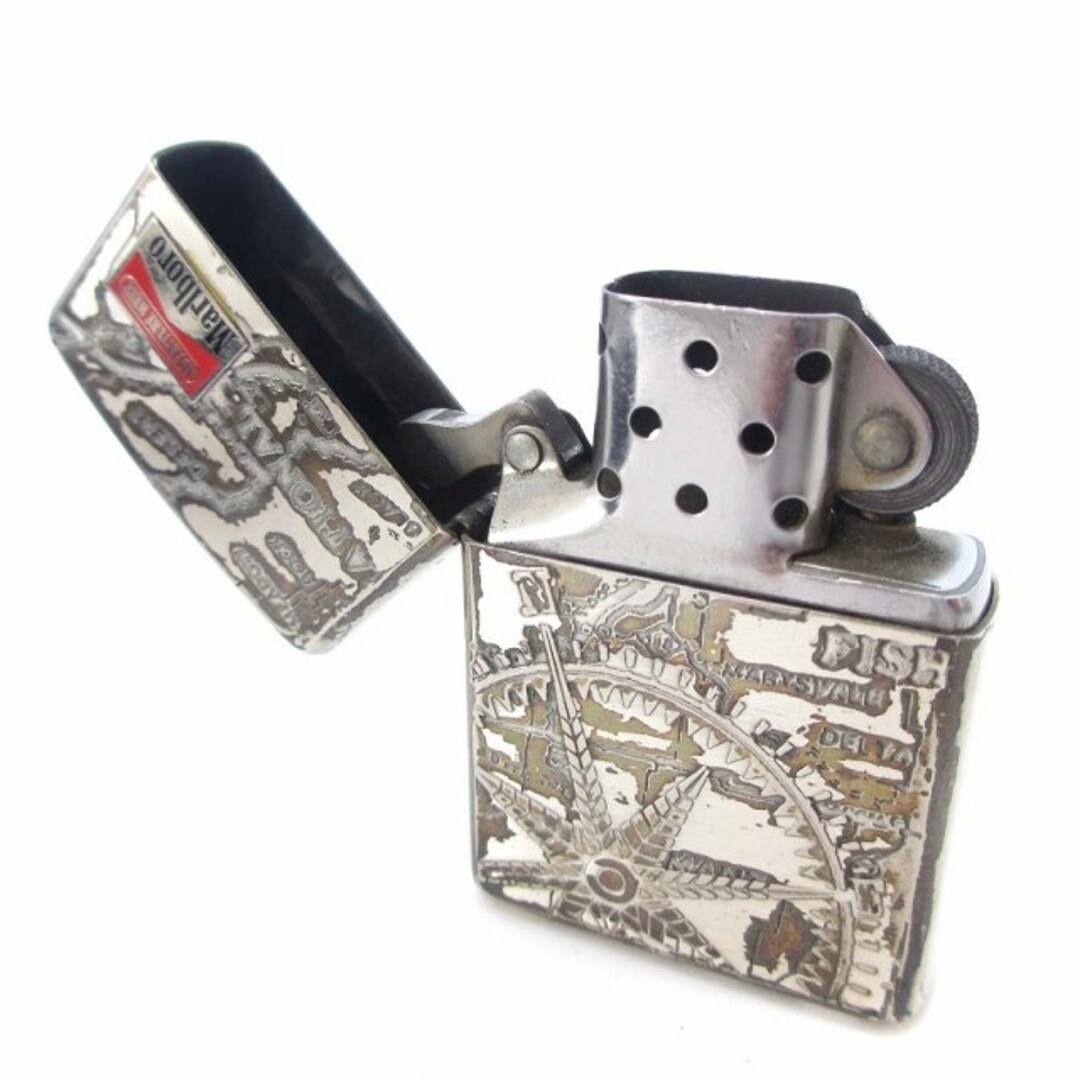 ZIPPO(ジッポー)のジッポー マルボロ オイルライター 01年製 羅針盤 コンパス シルバーカラー エンタメ/ホビーのコレクション(その他)の商品写真