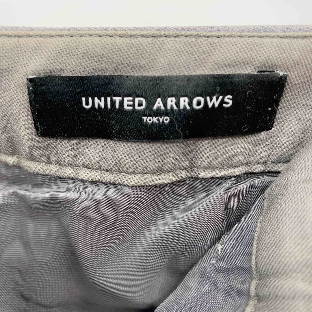 UNITED ARROWS(ユナイテッドアローズ)のUNITED ARROWS ユナイテッドアローズ　グレー　灰色　裏地付き　日本製　 レディース クロップドパンツ レディースのパンツ(クロップドパンツ)の商品写真