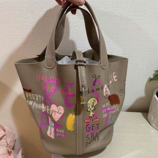 人気完売品新品未使用guernika CUBE BAG トートバッグ手作り手描き(トートバッグ)