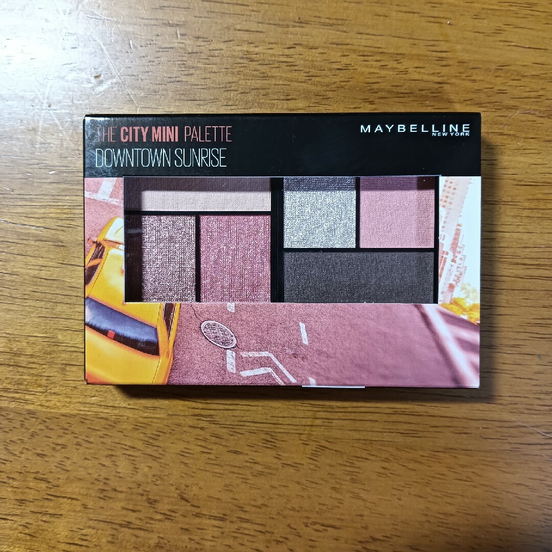 MAYBELLINE(メイベリン)のメイベリン　アイシャドウ＆アイライナーセット コスメ/美容のベースメイク/化粧品(アイシャドウ)の商品写真