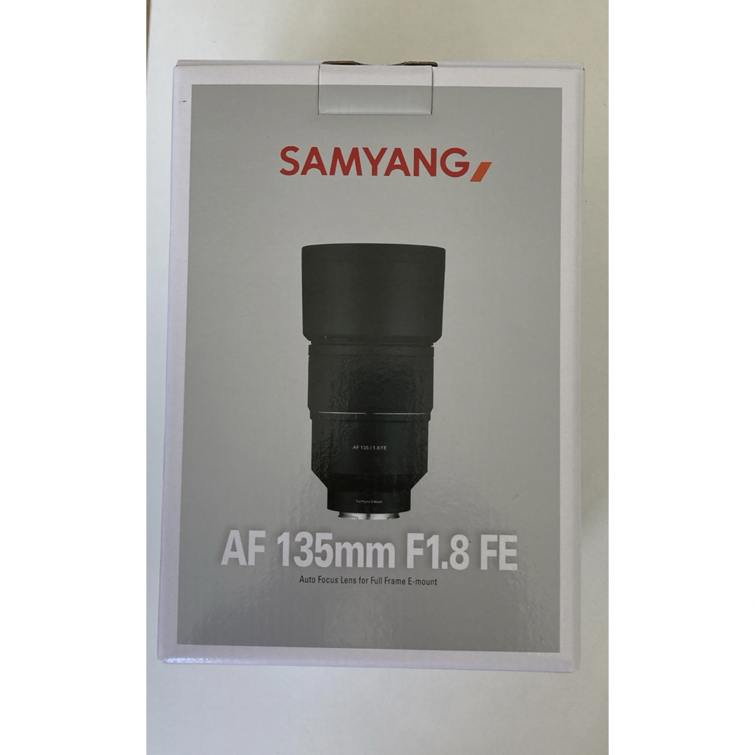 SONY(ソニー)のSAMYANG AF135mm F1.8 FE 未使用品 スマホ/家電/カメラのカメラ(レンズ(単焦点))の商品写真