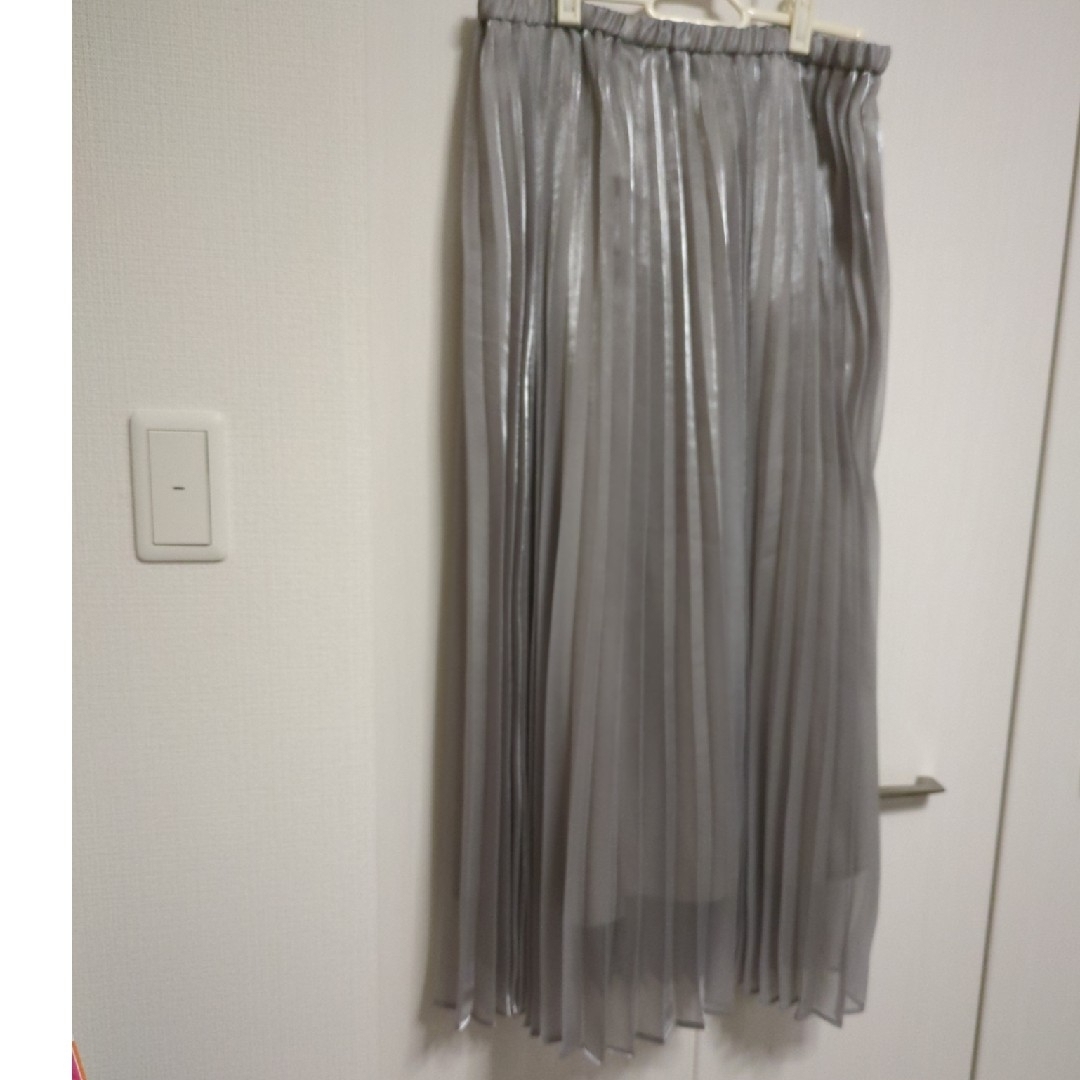 GU(ジーユー)のギャザースカート レディースのスカート(ロングスカート)の商品写真