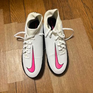 ナイキ(NIKE)のトレーニングシューズ　24.5センチ(シューズ)