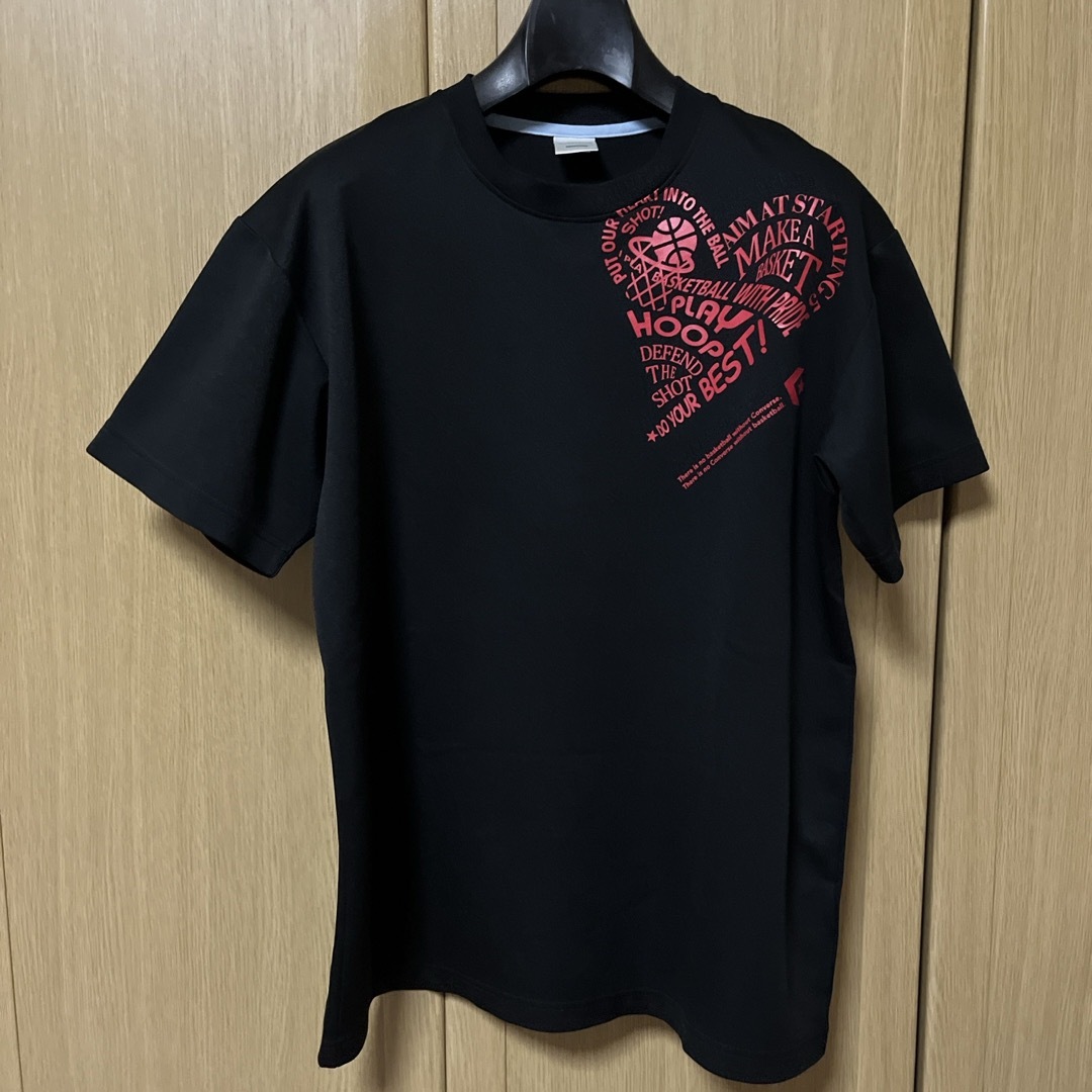 CONVERSE(コンバース)の✨値下げ✨【converse】Tシャツ　レディース　Ｏ スポーツ/アウトドアのスポーツ/アウトドア その他(バスケットボール)の商品写真