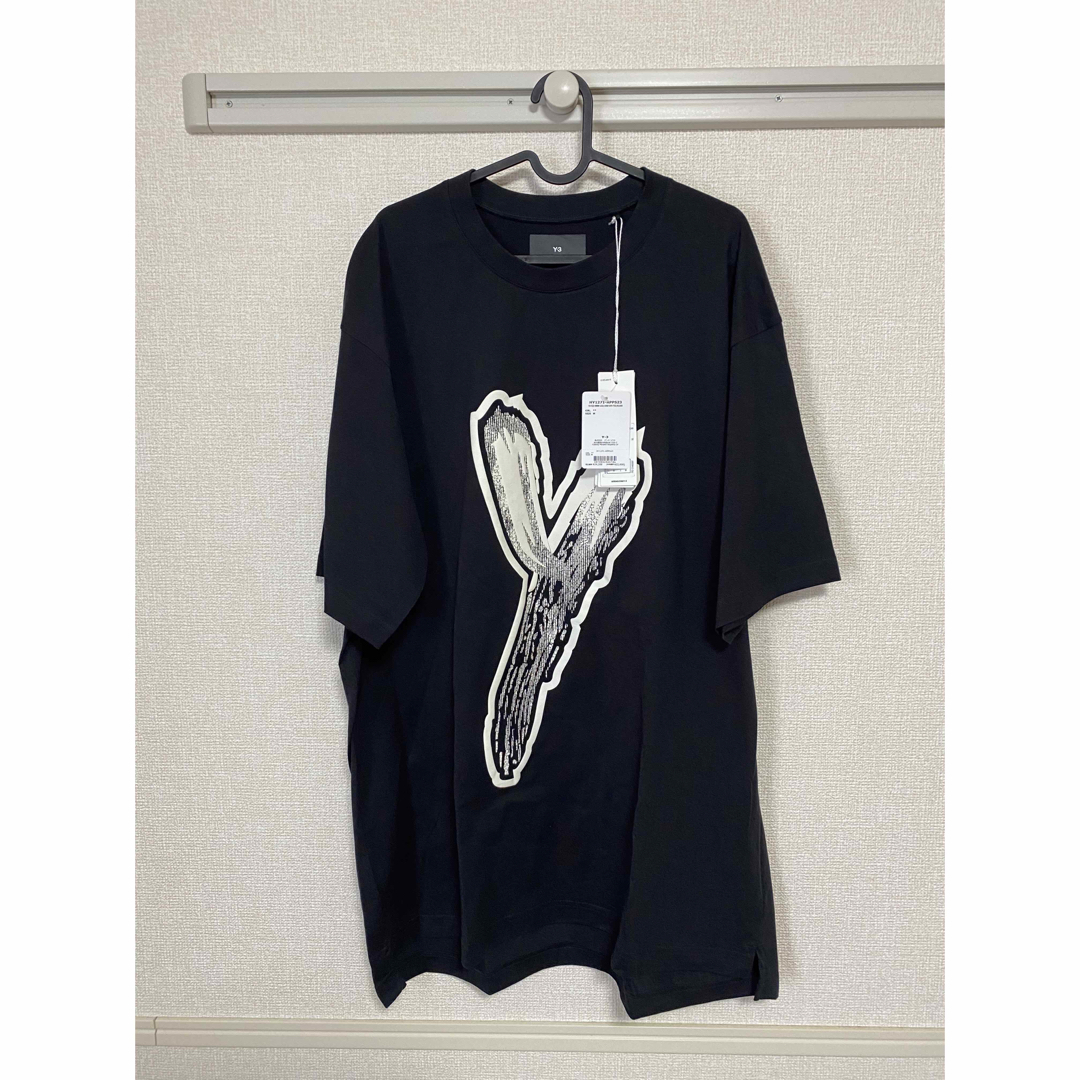 Y-3(ワイスリー)のY-3 LOGO GFX TEE 半袖 HY1271 HY1272 HY1273 メンズのトップス(Tシャツ/カットソー(半袖/袖なし))の商品写真