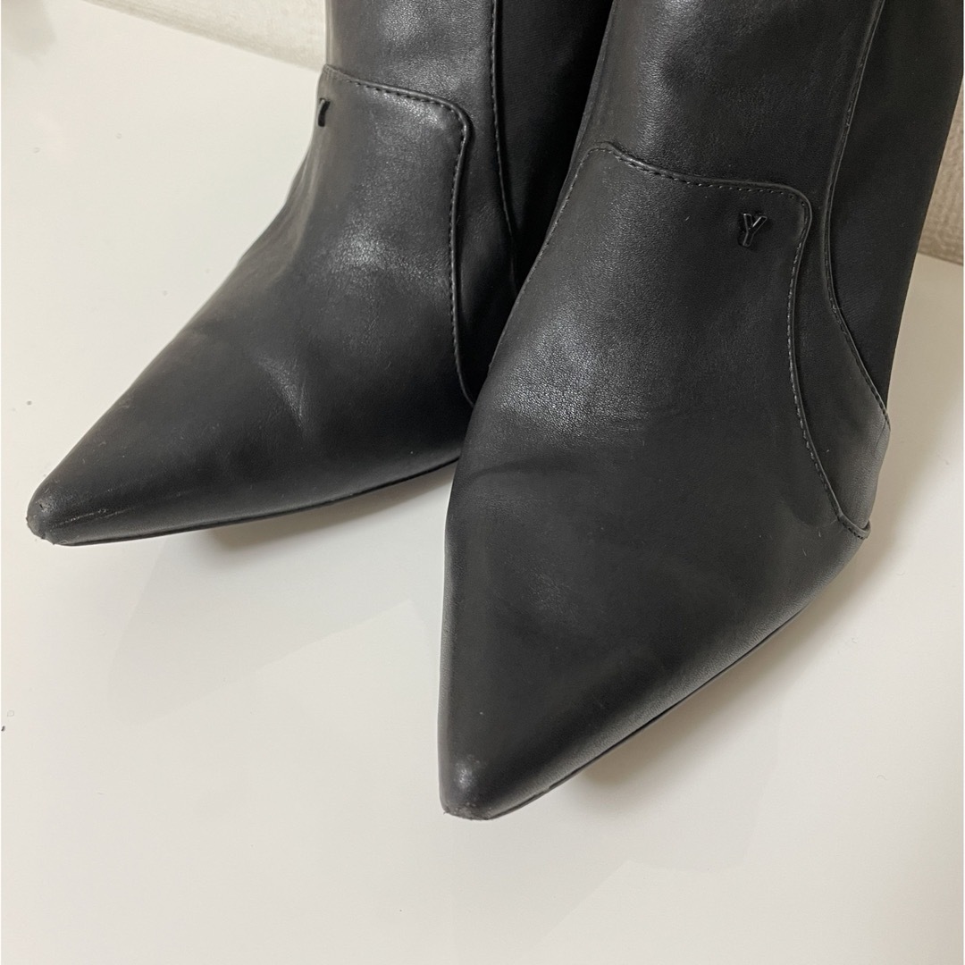 Yellow boots(イエローブーツ)の【美品】yello DRAMASHORT ショートブーツ　ブラック  レディースの靴/シューズ(ブーツ)の商品写真