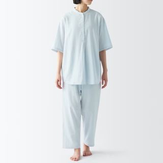 MUJI (無印良品)