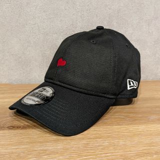 ラグナムーン(LagunaMoon)のLAGUNAMOON NEW ERA コラボ ハートキャップ 黒 新品未使用(キャップ)