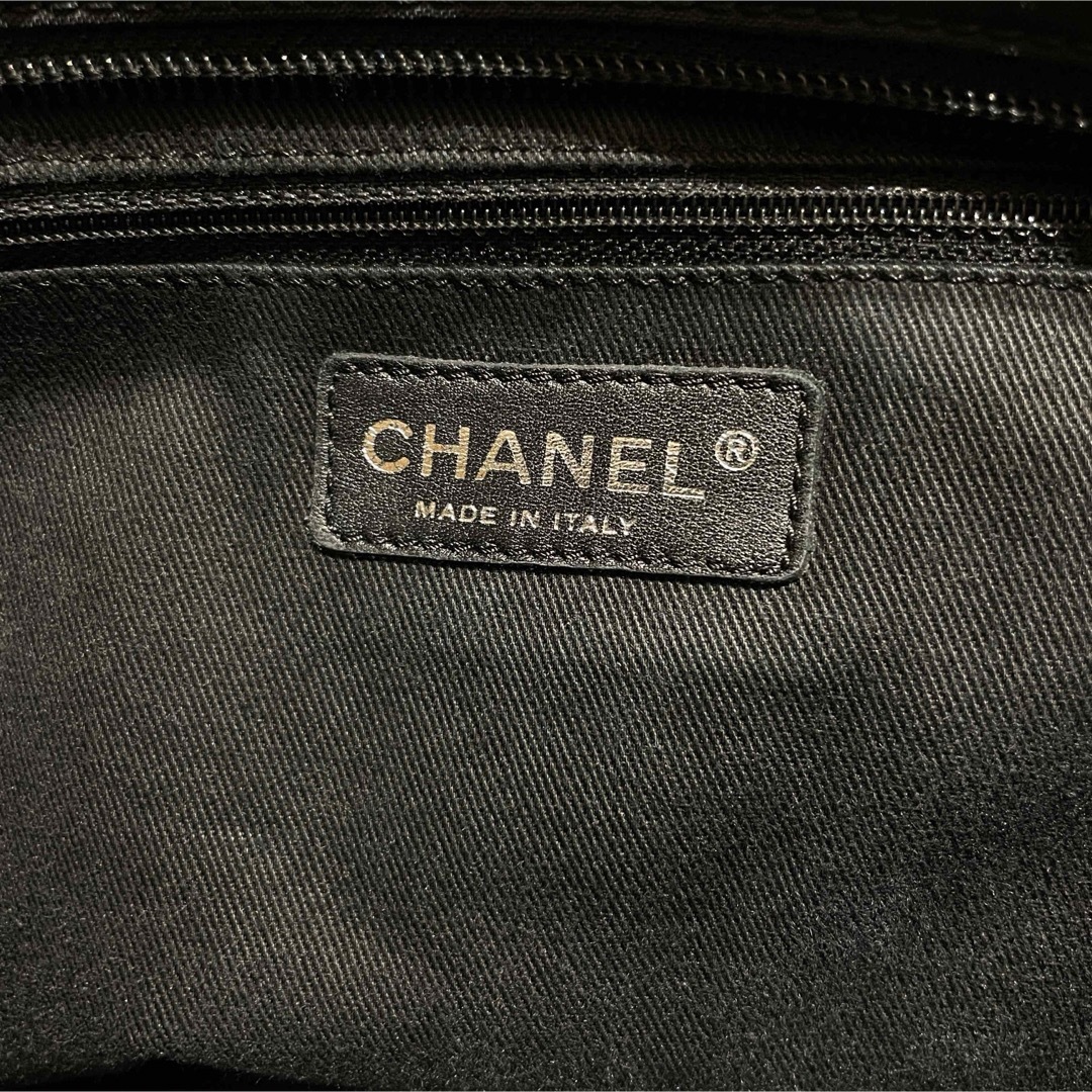 CHANEL(シャネル)のCHANEL♦︎シャネル パリ・ニューヨークライン トートバッグ ブラック レディースのバッグ(トートバッグ)の商品写真