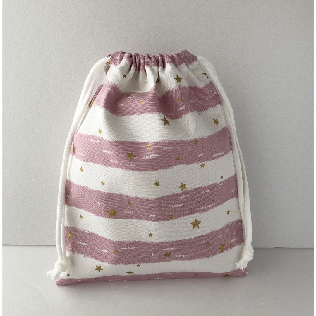 ハンドメイド  給食袋&ランチョンマットセット　starボーダー　ピンク ハンドメイドのキッズ/ベビー(外出用品)の商品写真