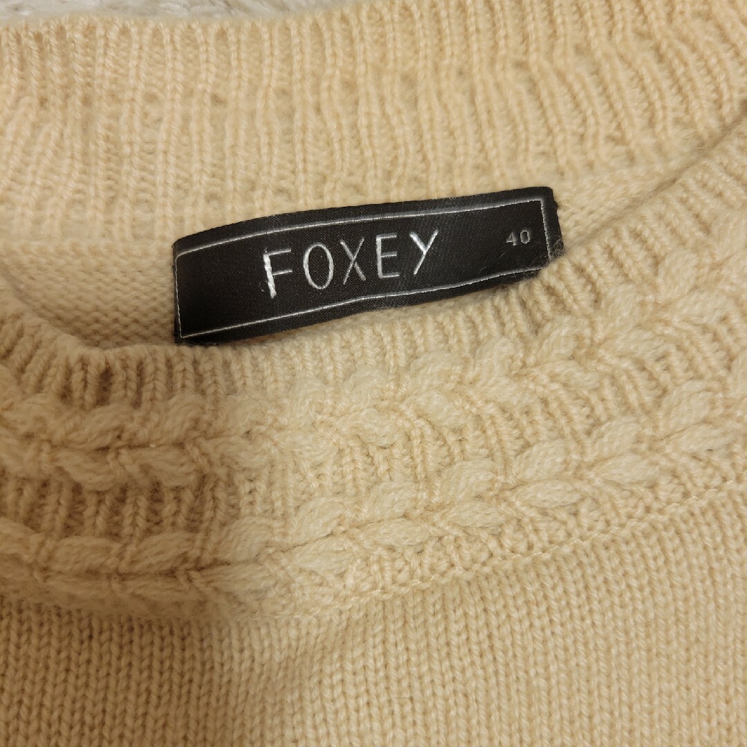 FOXEY(フォクシー)のフォクシー　カシミヤ100% ワンピース　40 レディースのトップス(ニット/セーター)の商品写真