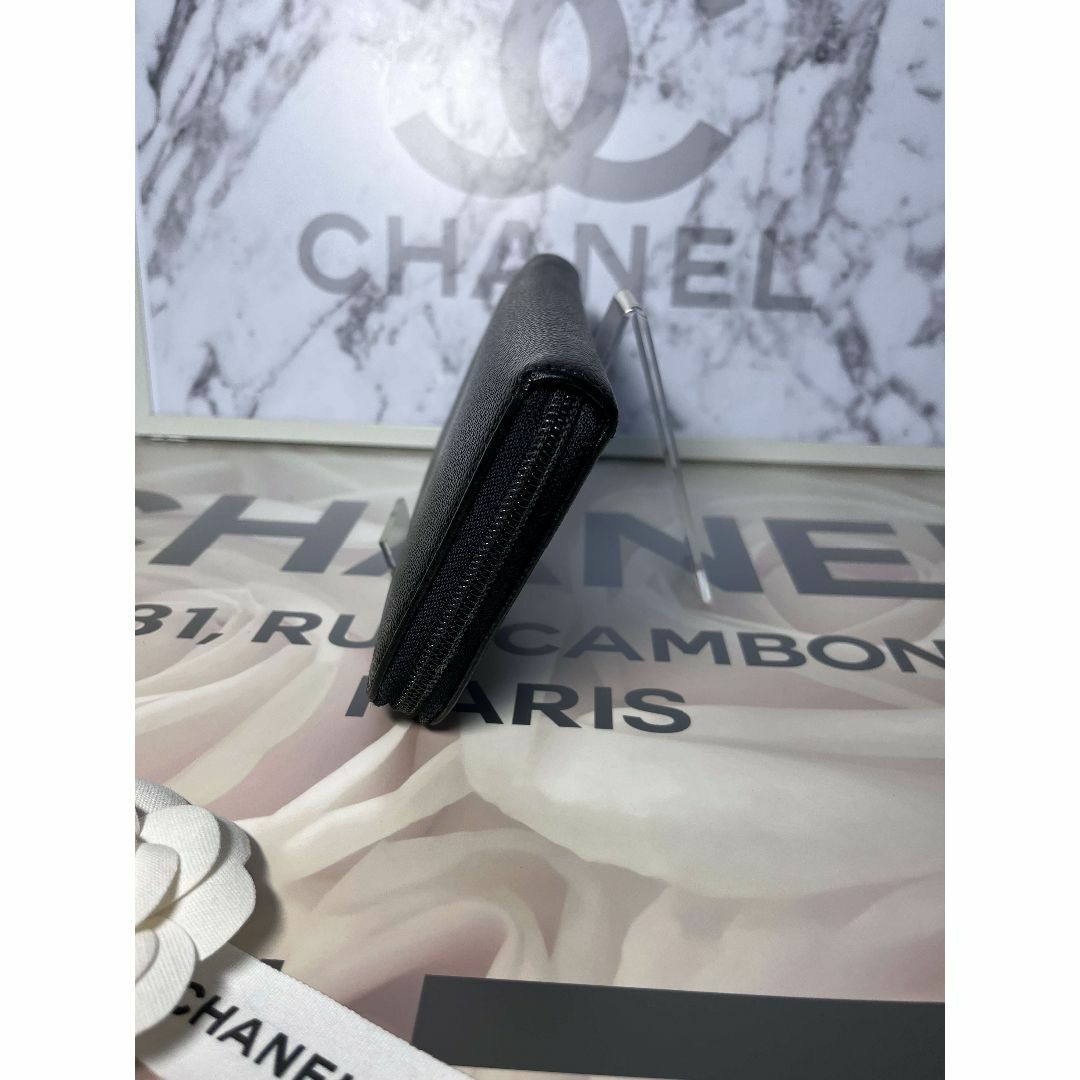 CHANEL(シャネル)の☆正規超美品☆シャネル　ラウンドファスナー　ココマーク　キャビアスキン　黒♪ レディースのファッション小物(財布)の商品写真
