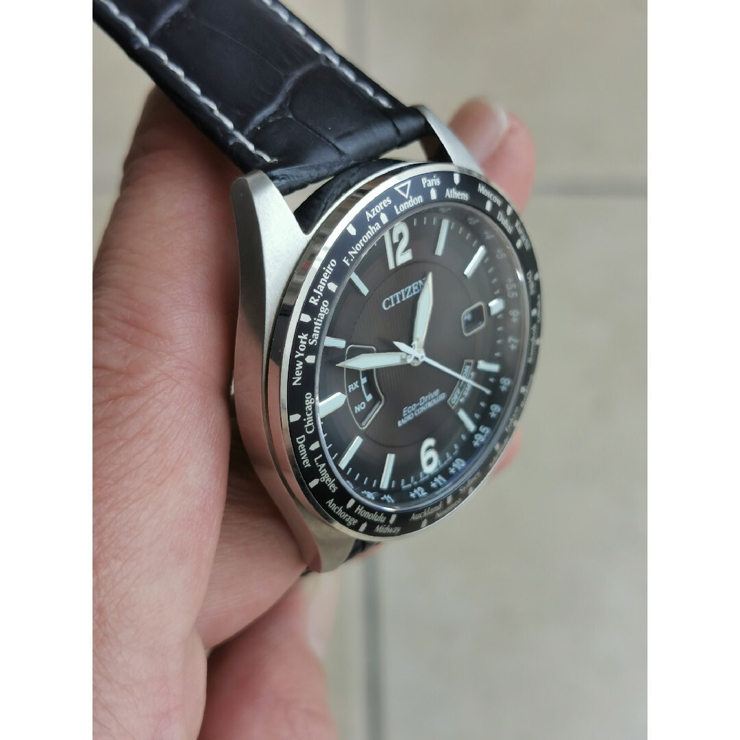 CITIZEN(シチズン)のシチズンのアメリカやヨーロッパでも使える電波ソーラー腕時計　ベルト社外品 メンズの時計(腕時計(アナログ))の商品写真