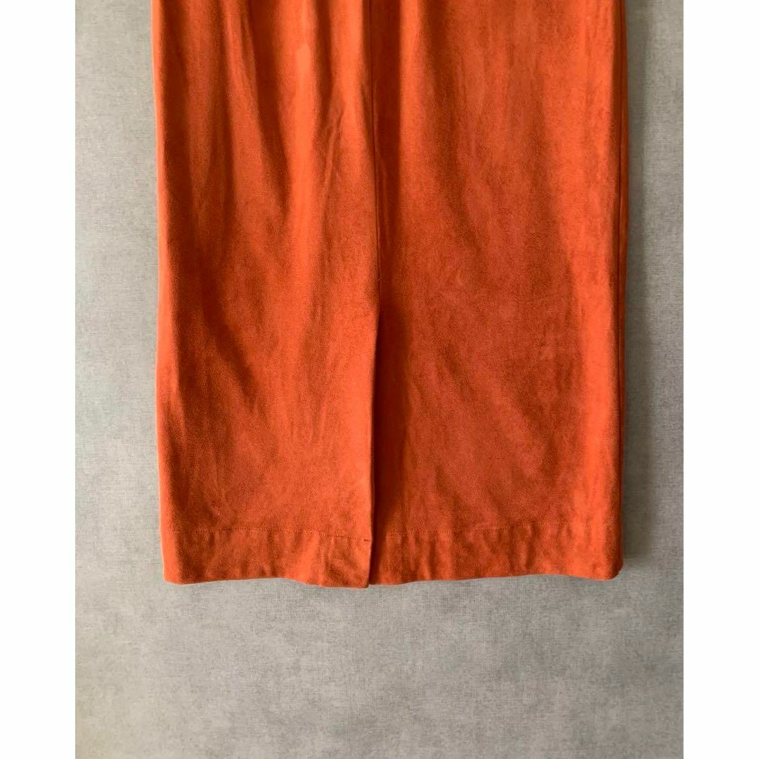 URBAN RESEARCH(アーバンリサーチ)の古着★URBAN RESEARCH スウェード調ロングタイトスカート オレンジ レディースのスカート(ロングスカート)の商品写真