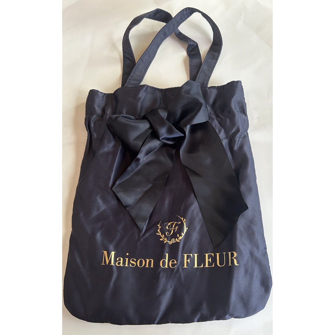 Maison de FLEUR(メゾンドフルール)のMaison de FLEUR 付録　リボンバッグ レディースのバッグ(トートバッグ)の商品写真