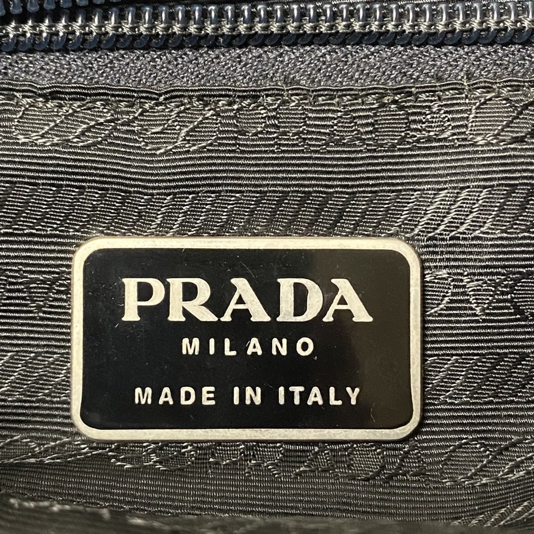 PRADA(プラダ)のPRADAメッセンジャーバッグプラダメッセンジャーバッグ レディースのバッグ(メッセンジャーバッグ)の商品写真