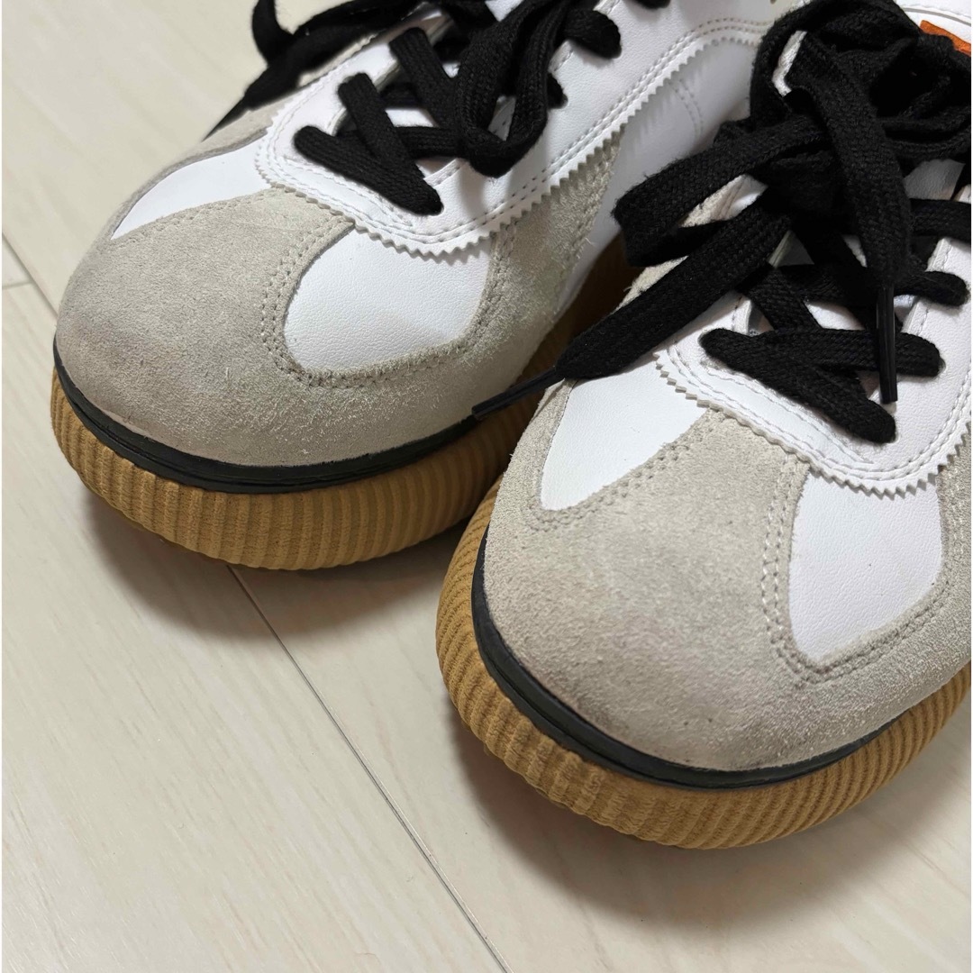 Onitsuka Tiger(オニツカタイガー)の本日限定値下げ　DELECITY / デレシティ オニツカタイガー レディースの靴/シューズ(スニーカー)の商品写真