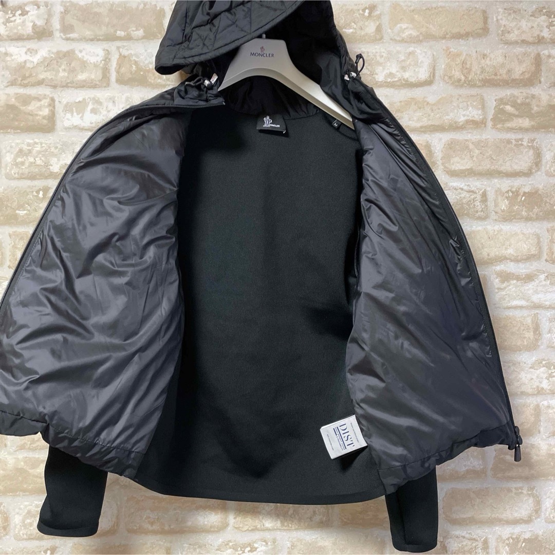 MONCLER(モンクレール)のMONCLERﾓﾝｸﾚｰﾙｸﾞﾙﾉｰﾌﾞﾙフードダウンジャケット サイズM 黒 メンズのジャケット/アウター(ダウンジャケット)の商品写真