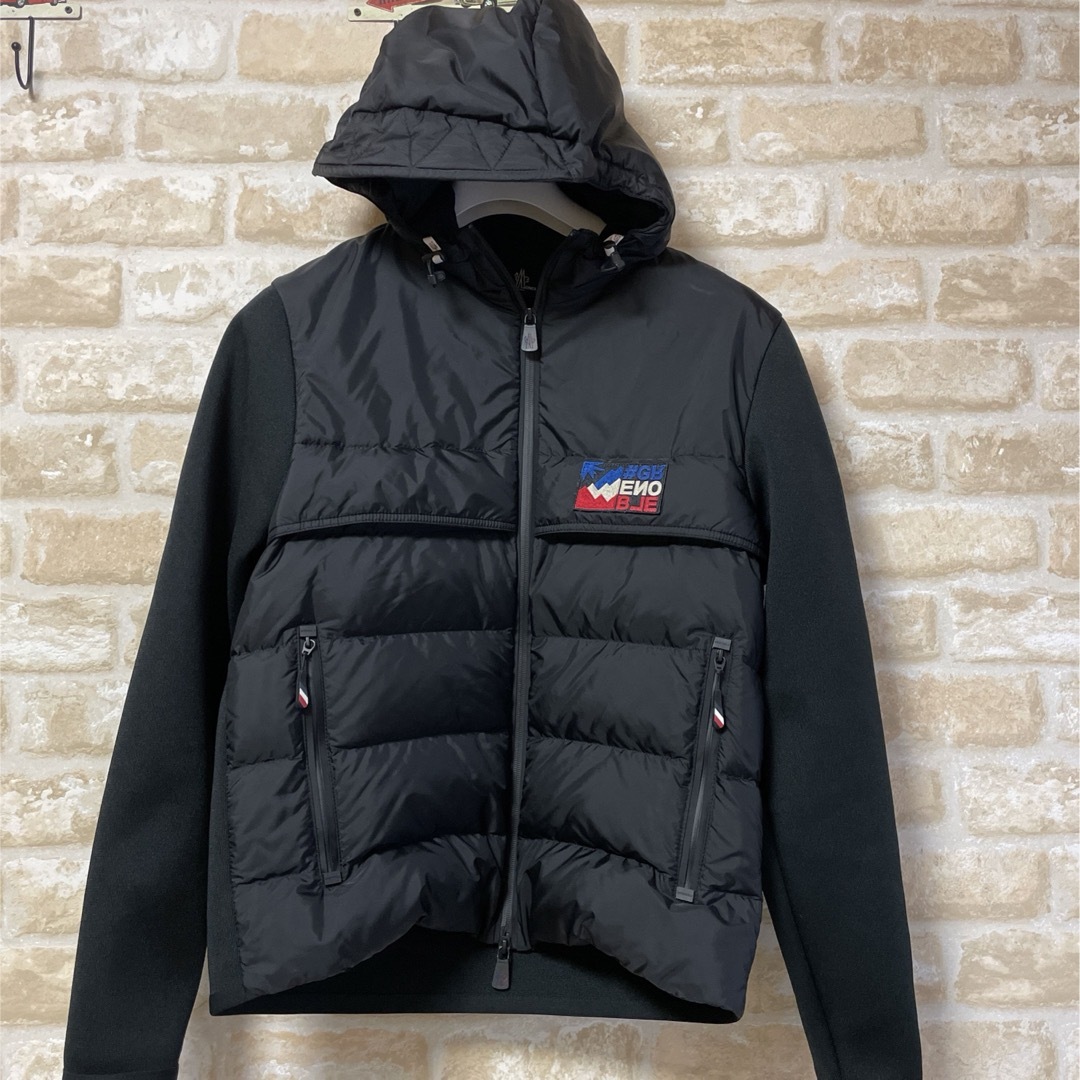 MONCLER(モンクレール)のMONCLERﾓﾝｸﾚｰﾙｸﾞﾙﾉｰﾌﾞﾙフードダウンジャケット サイズM 黒 メンズのジャケット/アウター(ダウンジャケット)の商品写真