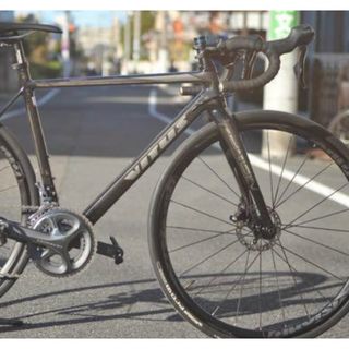 ラクマ限定特価VITUS VENOM アルテグラ フルカーボン油圧ディスクロード