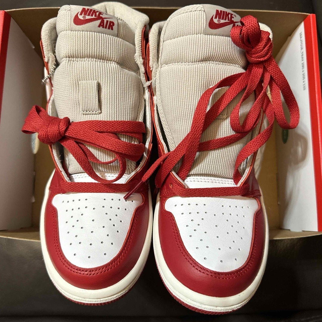 Jordan Brand（NIKE）(ジョーダン)のNIKE  AIR JORDAN 1 RETRO HI OG  23cm  新品 レディースの靴/シューズ(スニーカー)の商品写真