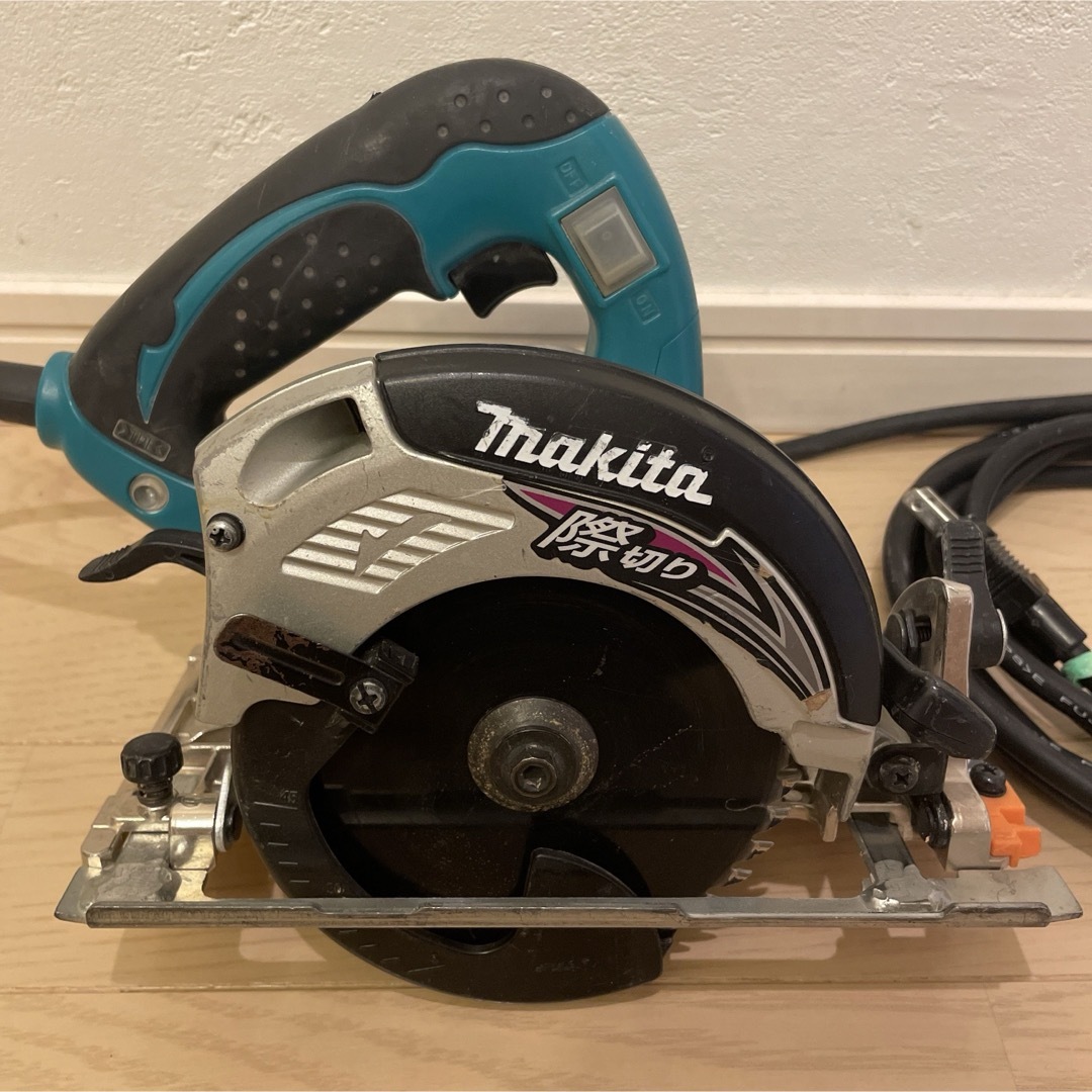 Makita(マキタ)のマキタ  内装マルノコ　際切り　125mm  5241 自動車/バイクのバイク(工具)の商品写真