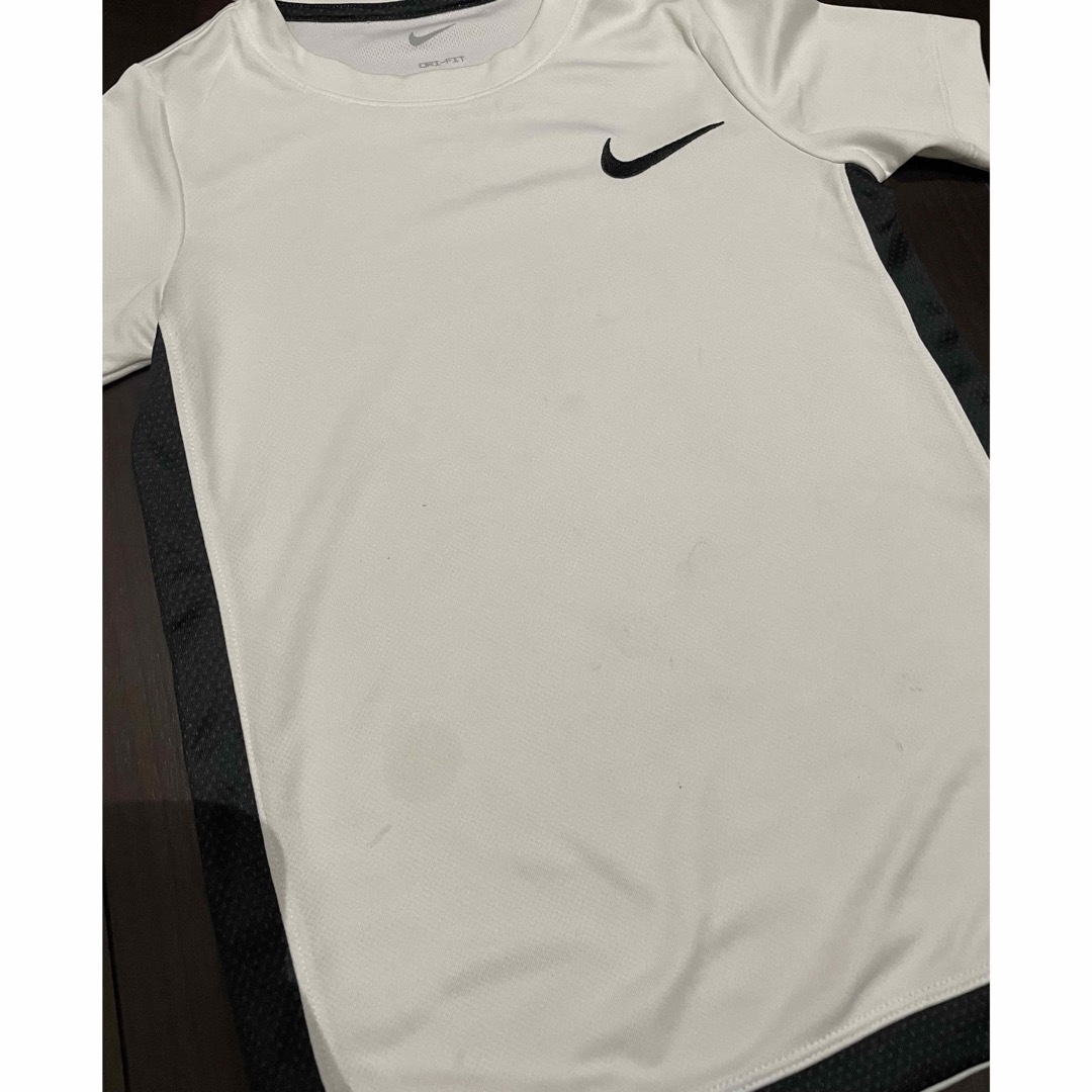 NIKE(ナイキ)のナイキ　スポーツウェア　S キッズ/ベビー/マタニティのキッズ服男の子用(90cm~)(その他)の商品写真