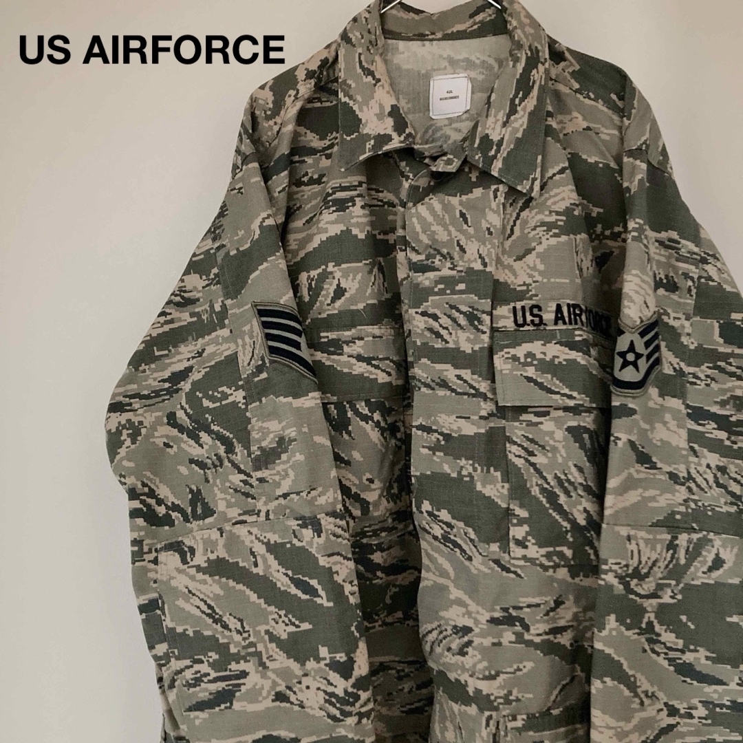 US AIRFORCE ミリタリージャケット カバーオール カモ 刺繍ワッペン メンズのジャケット/アウター(ミリタリージャケット)の商品写真