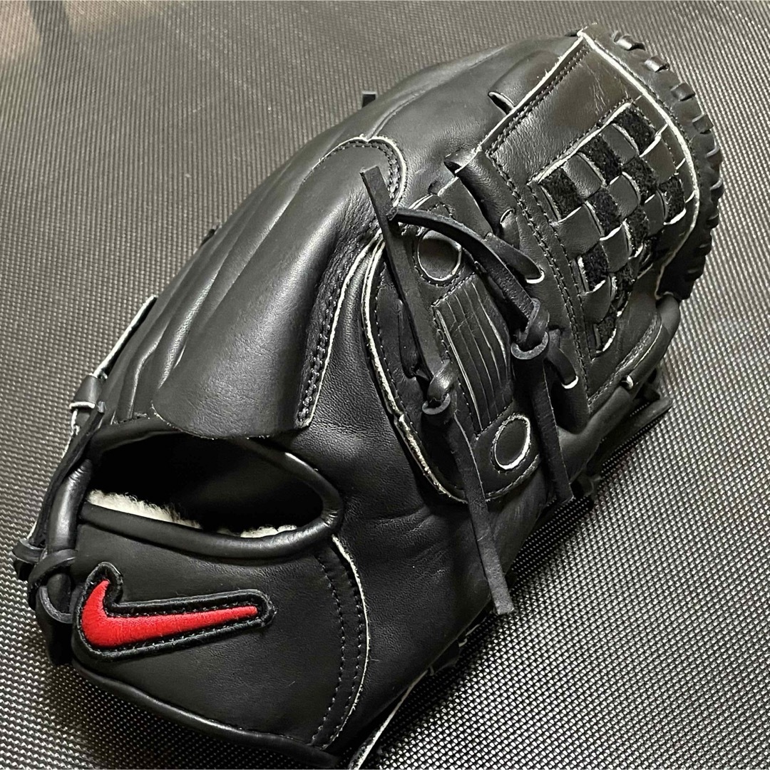 Nike 硬式 ピッチャー用グローブ 岩隈モデル - グローブ Nike 硬式 ピッチャー用グローブ 岩隈モデル - グローブ