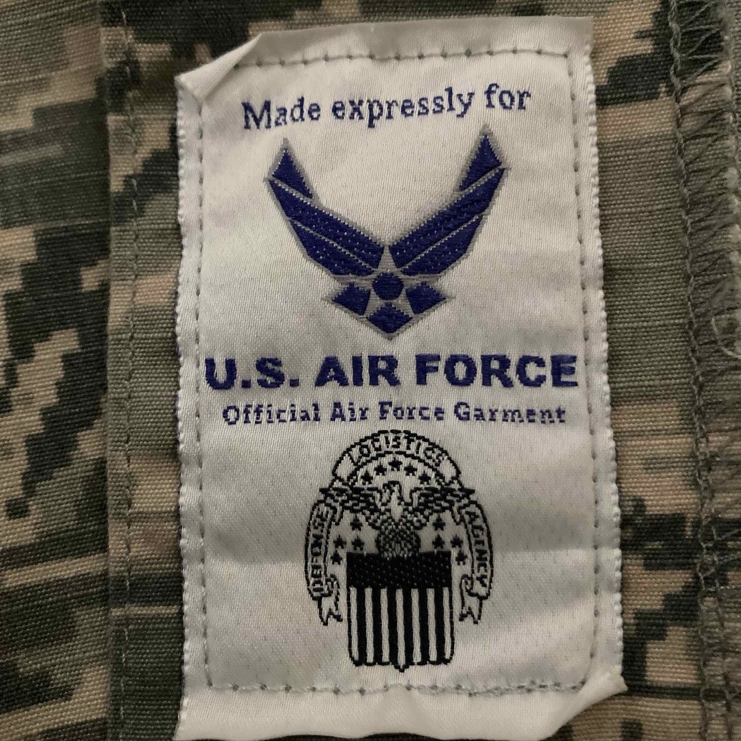 US AIRFORCE ミリタリージャケット カバーオール カモ 刺繍ワッペン メンズのジャケット/アウター(ミリタリージャケット)の商品写真