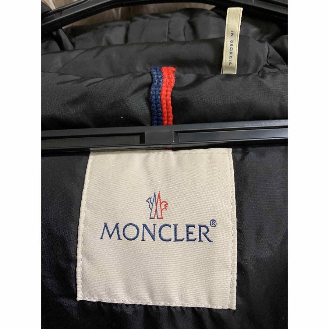 MONCLER(モンクレール)の人気　モンクレール　aphrotiti ブラック　1 moncler レディースのジャケット/アウター(ダウンジャケット)の商品写真