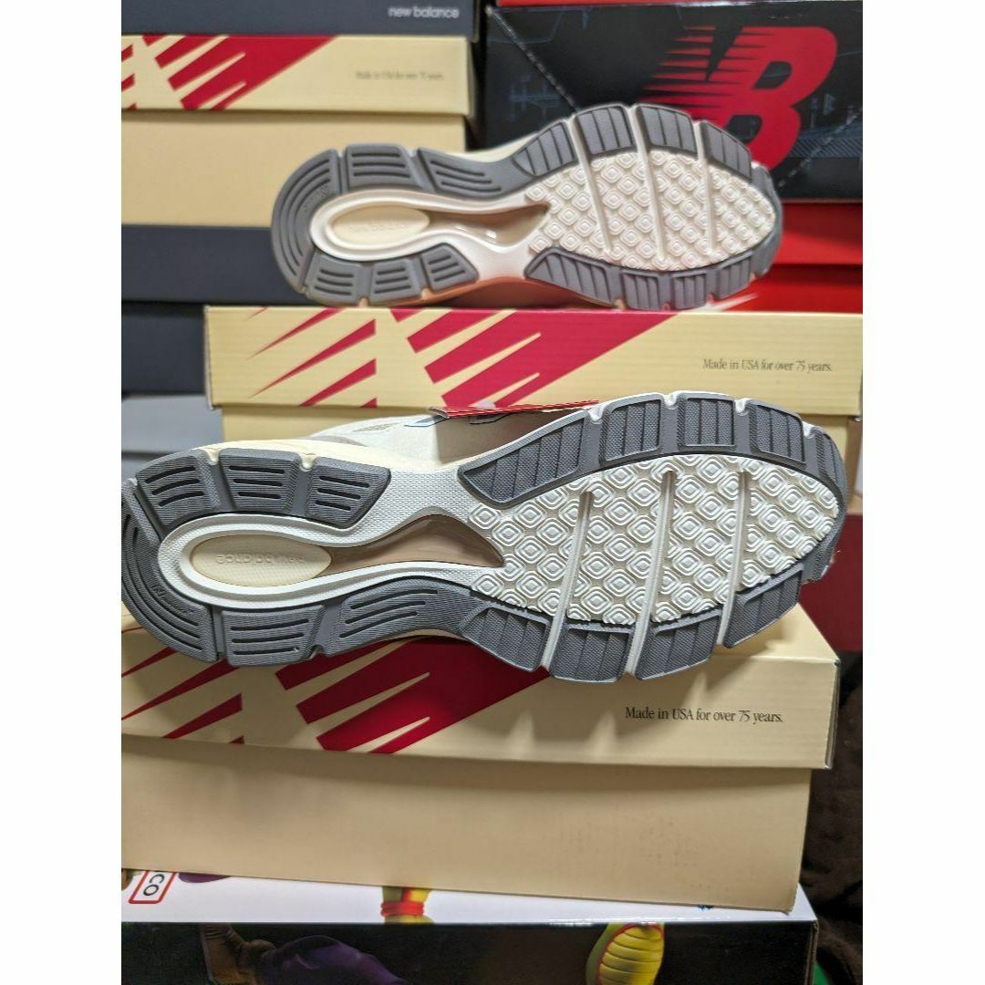 New Balance(ニューバランス)の【新品未使用】ニューバランス　U990te4　990v4  スニーカー メンズの靴/シューズ(スニーカー)の商品写真