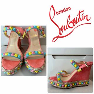 クリスチャンルブタン(Christian Louboutin)のクリスチャンルブタン　ピラクロウ　ピンクスエード　スタッズ　サンダル(サンダル)