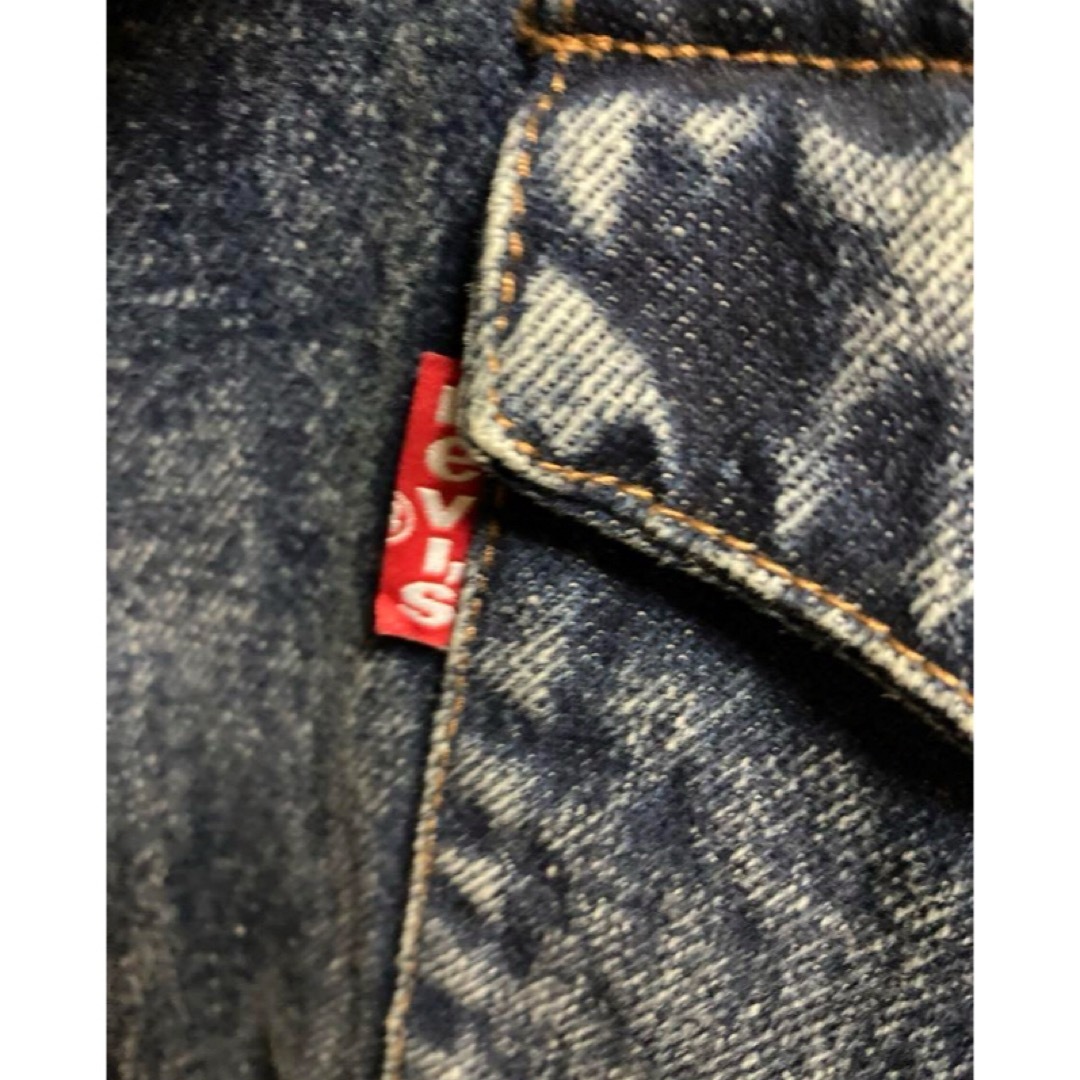 VETEMENTS(ヴェトモン)のVETEMENTS Levi's デニム　シャツ　ジャケットヴェトモンリーバイス メンズのジャケット/アウター(Gジャン/デニムジャケット)の商品写真