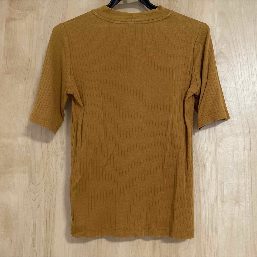 UNIQLO(ユニクロ)のユニクロ　リブハイネックTシャツ レディースのトップス(Tシャツ(半袖/袖なし))の商品写真