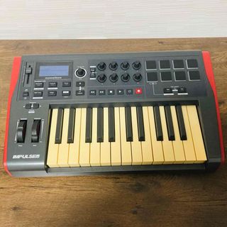 novation impulse 25(MIDIコントローラー)