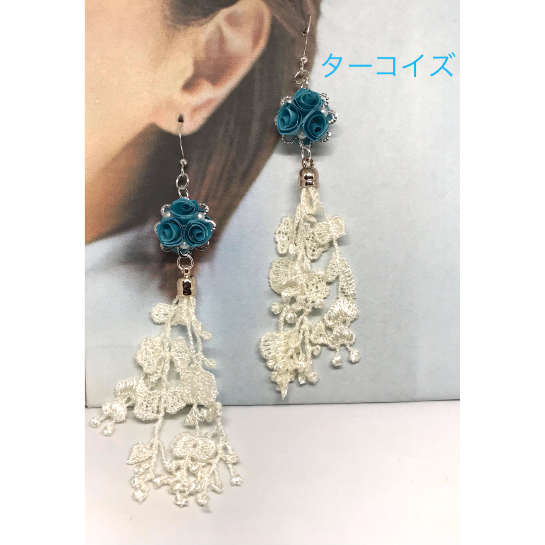 ターコイズブルーの薔薇のピアス☆レース♪ハンドメイド☆ロザフィ ハンドメイドのアクセサリー(ピアス)の商品写真