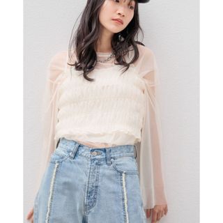 ローリーズファーム(LOWRYS FARM)のTシャツ レイヤードチュール　2P ローリーズファーム　アイボリー(Tシャツ(長袖/七分))