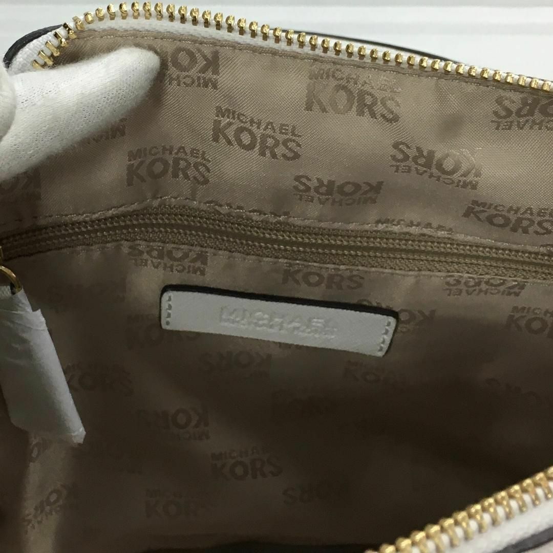 Michael Kors(マイケルコース)の【状態良好】MICHAEL KORS レザー ショルダーバッグ（上品、お出かけ） レディースのバッグ(ショルダーバッグ)の商品写真