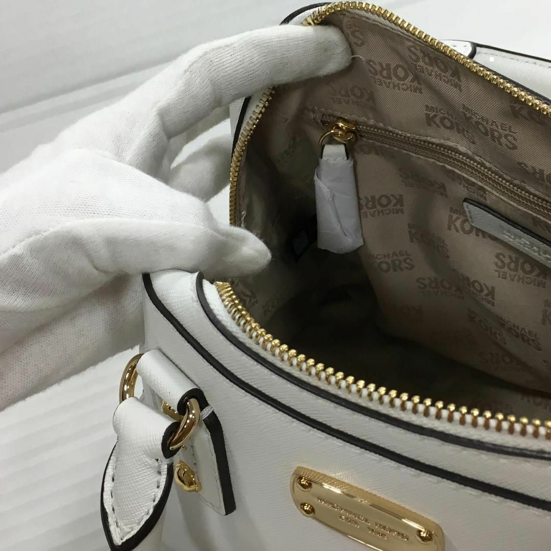 Michael Kors(マイケルコース)の【状態良好】MICHAEL KORS レザー ショルダーバッグ（上品、お出かけ） レディースのバッグ(ショルダーバッグ)の商品写真