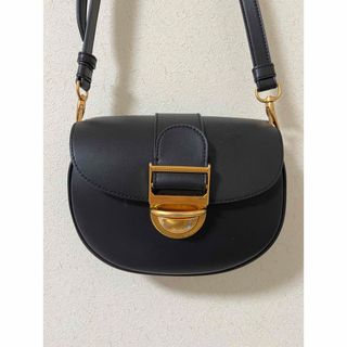 チャールズアンドキース(Charles and Keith)のチャールズアンドキース　ポシェット(ショルダーバッグ)