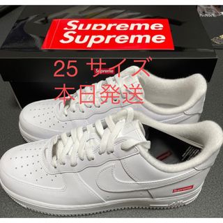 シュプリーム(Supreme)のNIKE エアーフォース1 LOW シュプリーム(スニーカー)